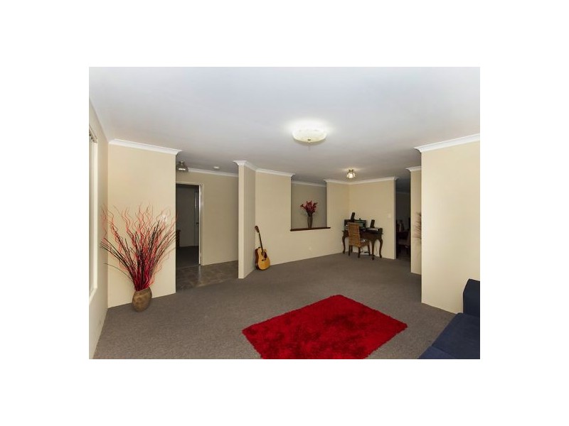 5 Vaux St, Rockingham WA 6168