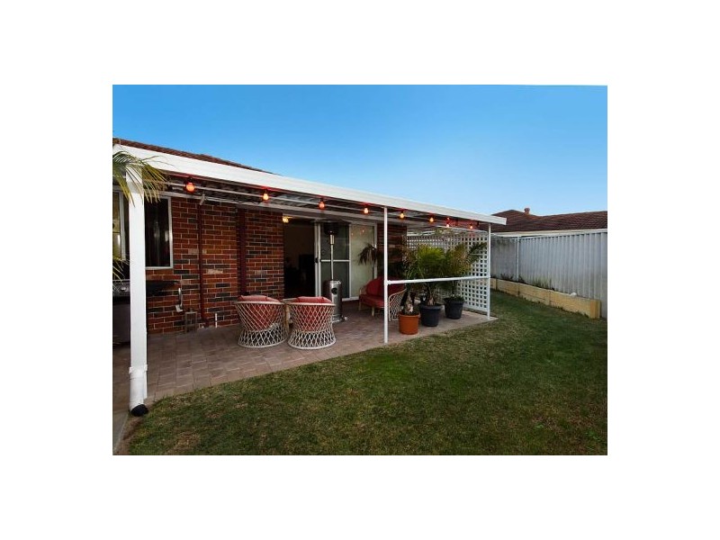 5 Vaux St, Rockingham WA 6168