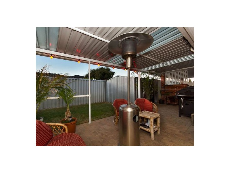 5 Vaux St, Rockingham WA 6168