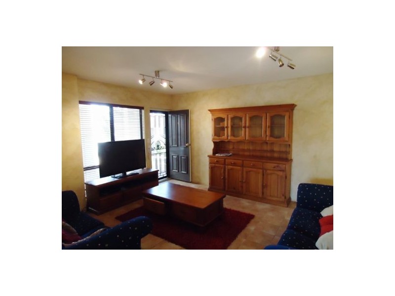 11/6 Joseph St, Maylands WA 6051