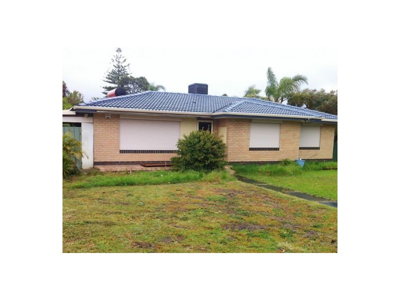 35 Cumberland Road, Forrestfield WA 6058
