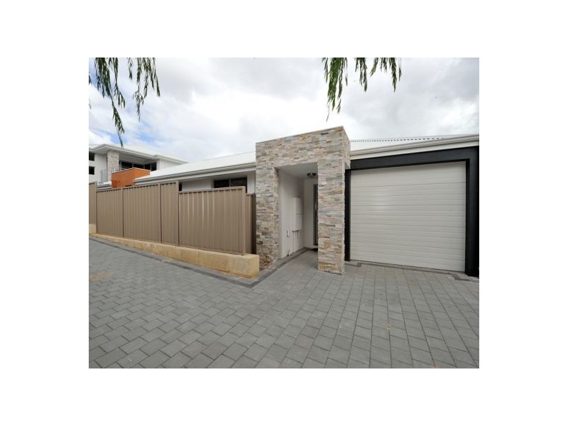 137b Kent Street, Rockingham WA 6168