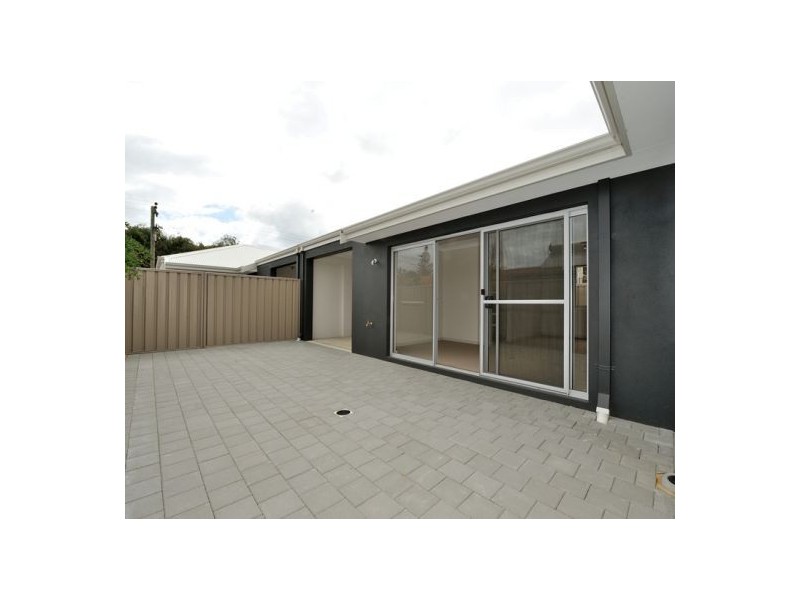 137b Kent Street, Rockingham WA 6168