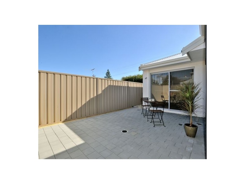 137a Kent Street, Rockingham WA 6168