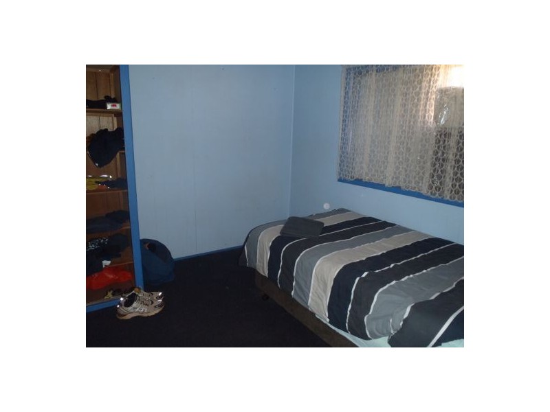 6 Warman Ave, Newman WA 6753