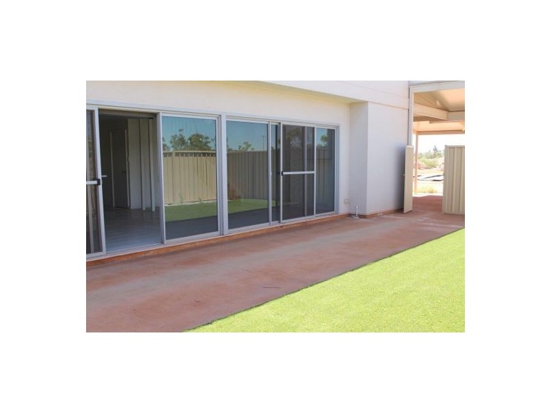 31 Les Tutt Drive, Newman WA 6753