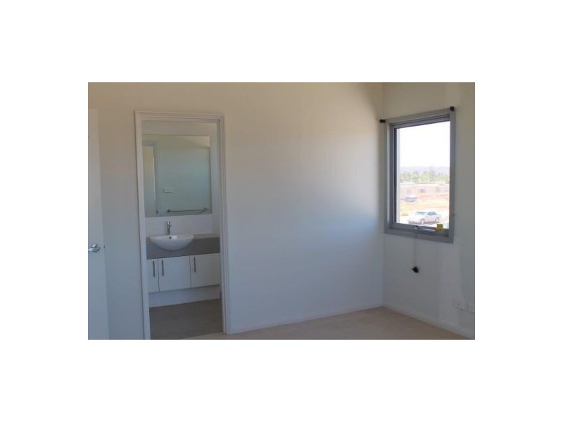 31 Les Tutt Drive, Newman WA 6753