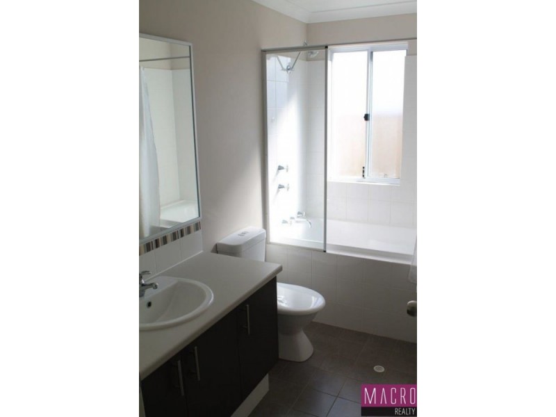 33B Coppito, Beeliar WA 6164