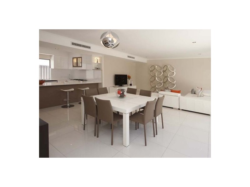 2/53 South Terrace, Como WA 6152