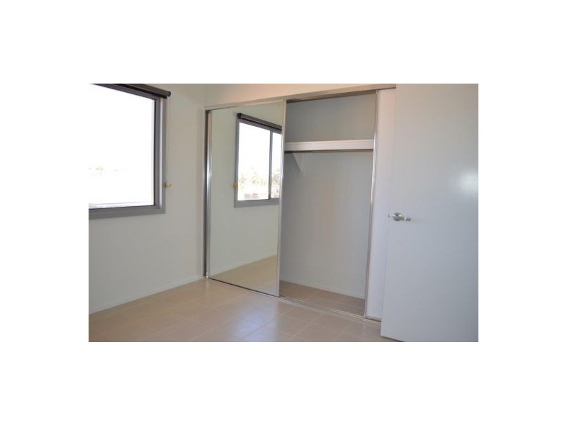 45 Kingsmilli Loop, Newman WA 6753