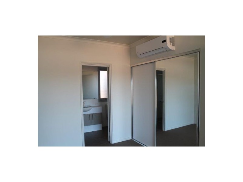 35 Kingsmilli Loop, Newman WA 6753