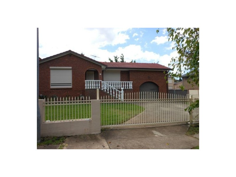 Edensor Park NSW 2176