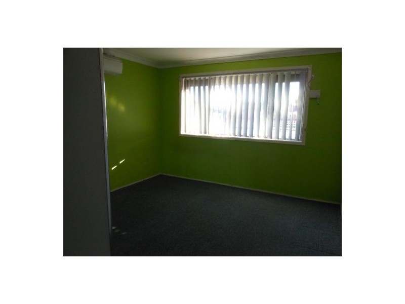 30 Cambridge St, Canley Heights NSW 2166