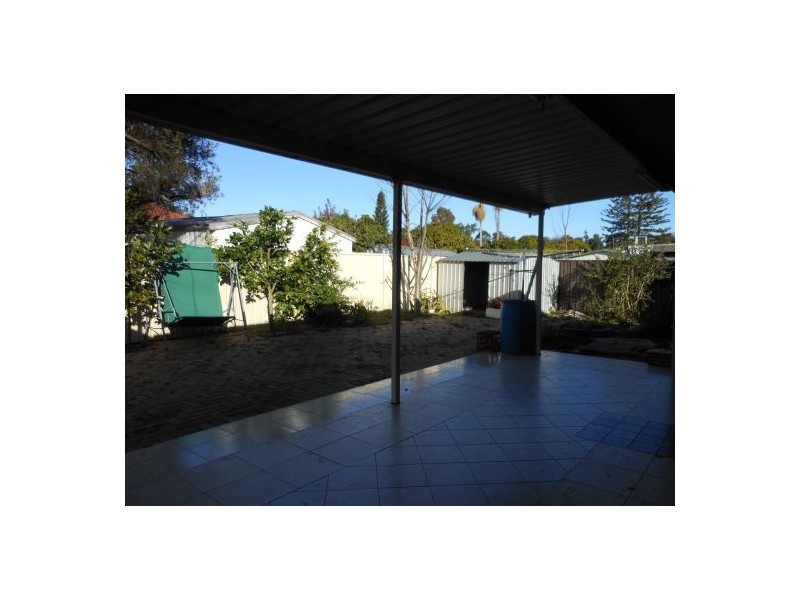 30 Cambridge St, Canley Heights NSW 2166