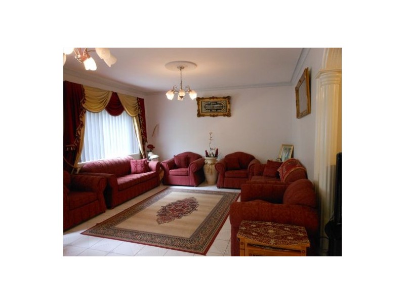 21 Mons Street, Condell Park NSW 2200