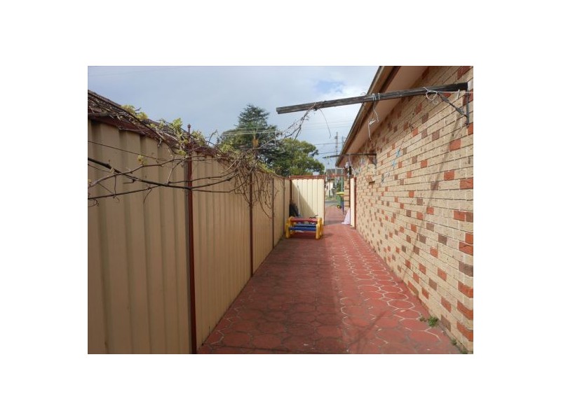 21 Mons Street, Condell Park NSW 2200