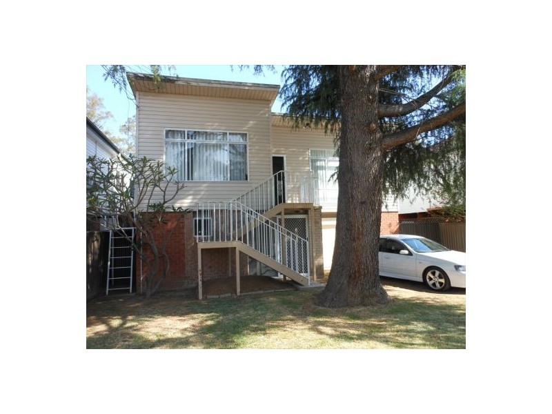 56 Waterside Cres, Carramar NSW 2163