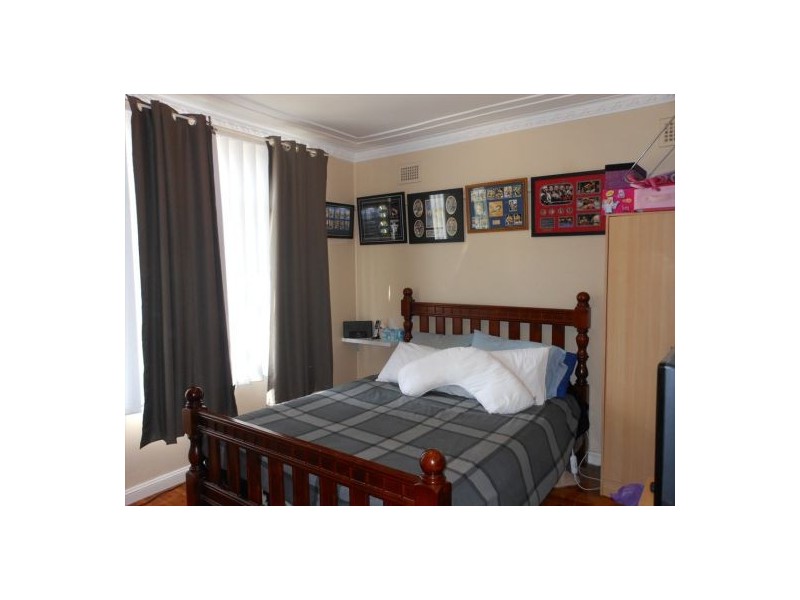 56 Waterside Cres, Carramar NSW 2163