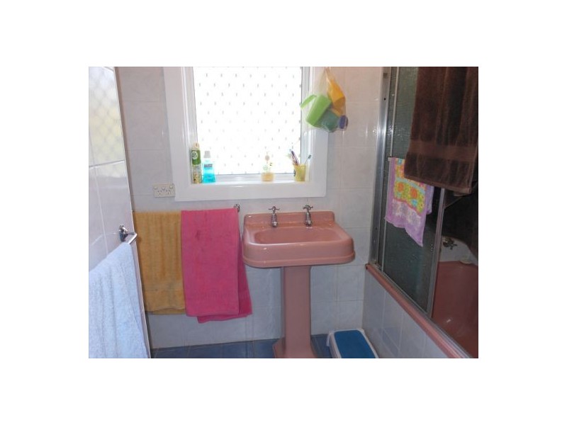 56 Waterside Cres, Carramar NSW 2163