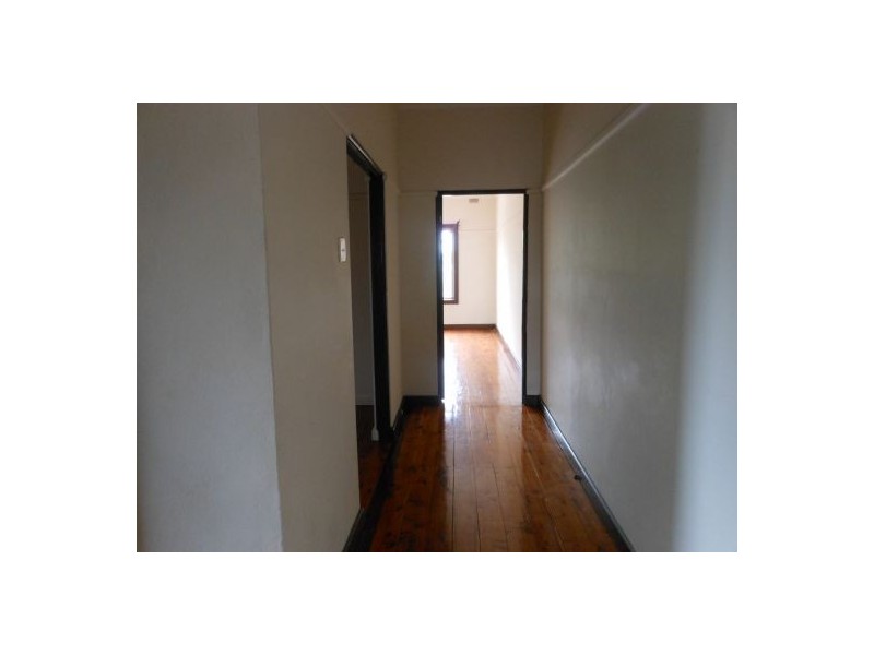 122 Waldron Rd, Chester Hill NSW 2162