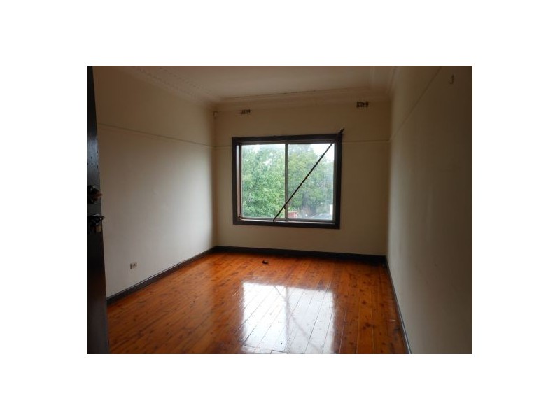 122 Waldron Rd, Chester Hill NSW 2162