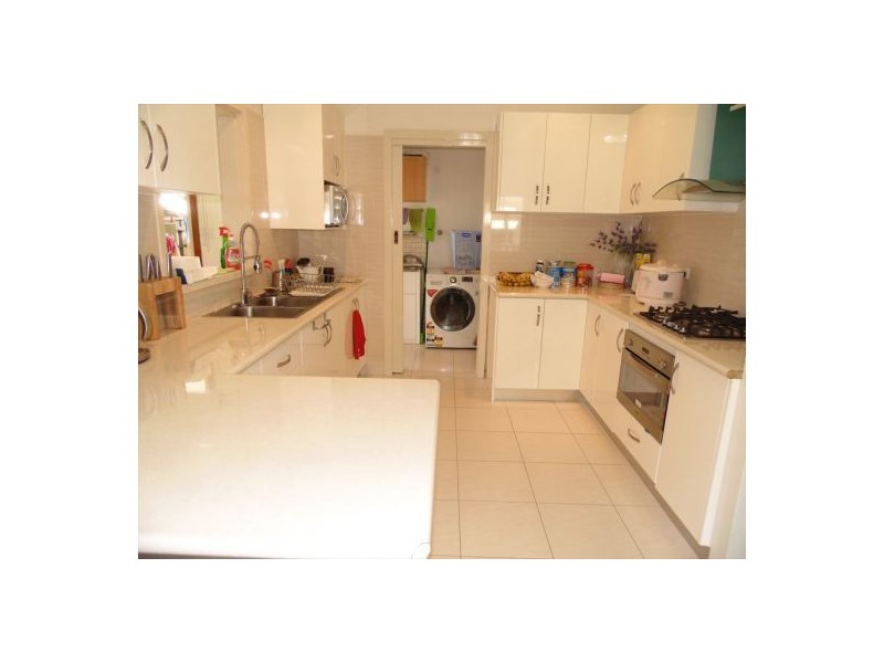 11 Cumming Cres, Lansvale NSW 2166