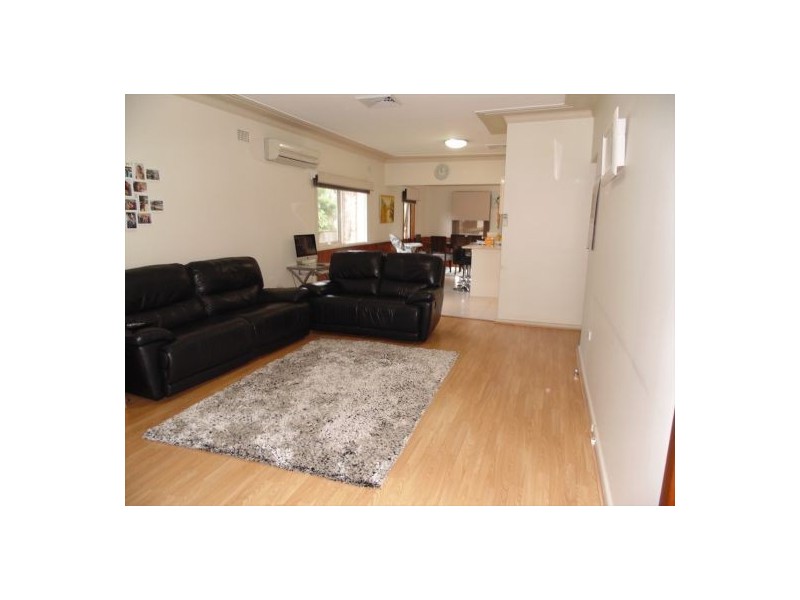 11 Cumming Cres, Lansvale NSW 2166