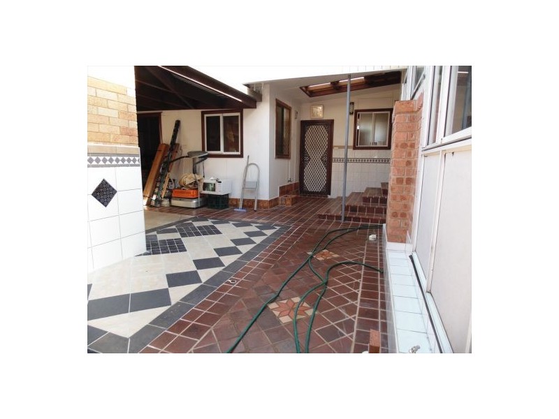 31 Brenan Street, Fairfield NSW 2165