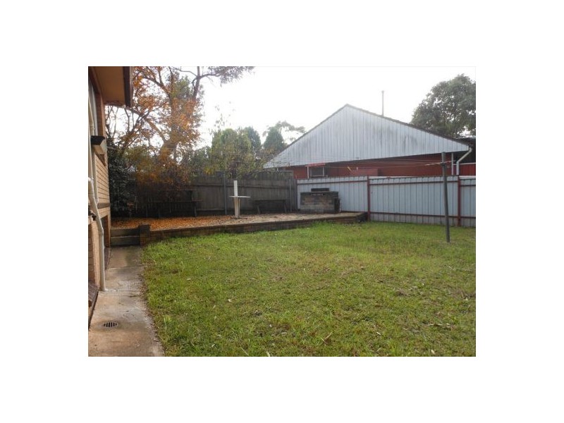 16 Rachel Cres, Mount Pritchard NSW 2170