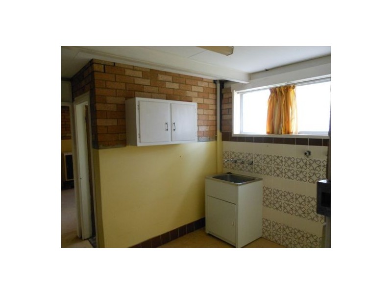 16 Rachel Cres, Mount Pritchard NSW 2170