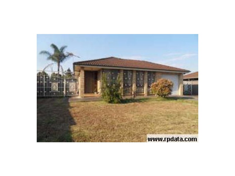 14 Kempt Street, Bonnyrigg NSW 2177