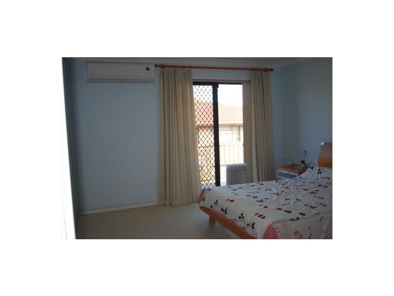 3a 168 Mimosa Road, Greenacre NSW 2190