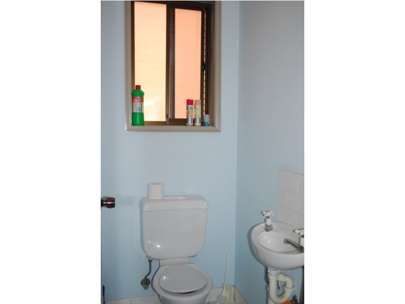 3a 168 Mimosa Road, Greenacre NSW 2190