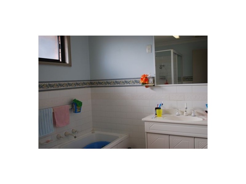 3a 168 Mimosa Road, Greenacre NSW 2190