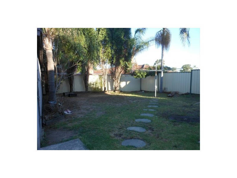 8 Petersham Street, Bonnyrigg Heights NSW 2177