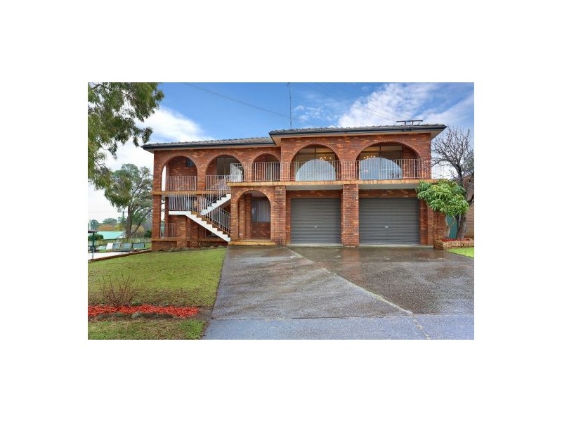 16 President Road, Kellyville NSW 2155
