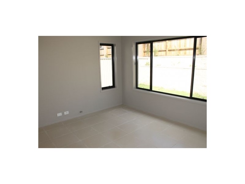 25 Treeland Circuit, Kellyville NSW 2155