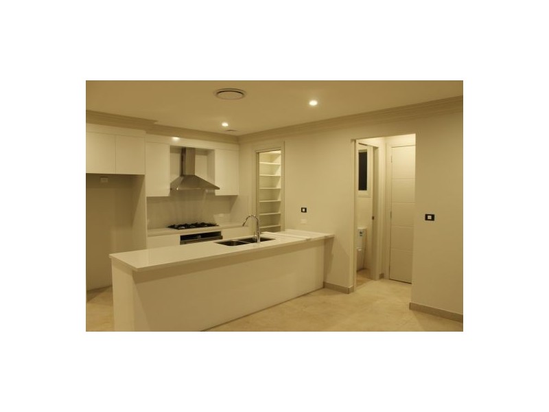 7 James Green Close, (off Burns Rd),, Kellyville NSW 2155