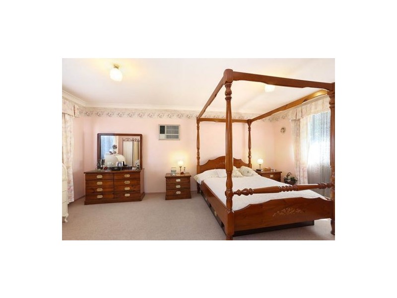 7 Kauai Place, Kings Park NSW 2148