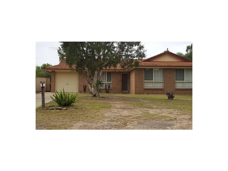 4 Finnan Place, Bligh Park NSW 2756