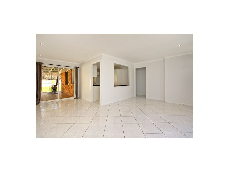 7 Marsden Cres, Bligh Park NSW 2756