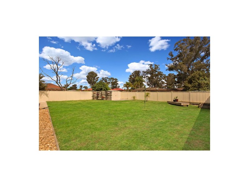 7 Marsden Cres, Bligh Park NSW 2756