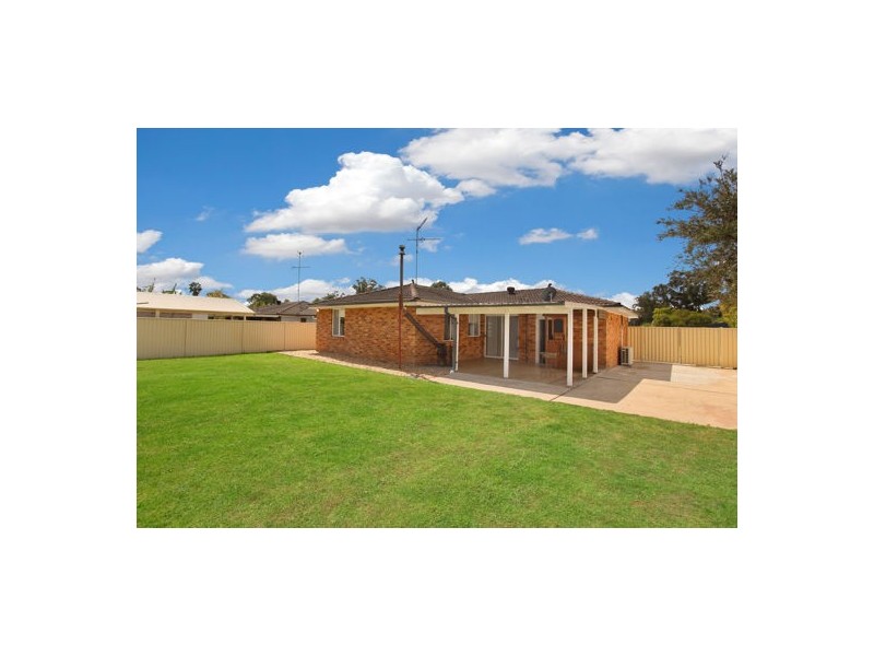 7 Marsden Cres, Bligh Park NSW 2756