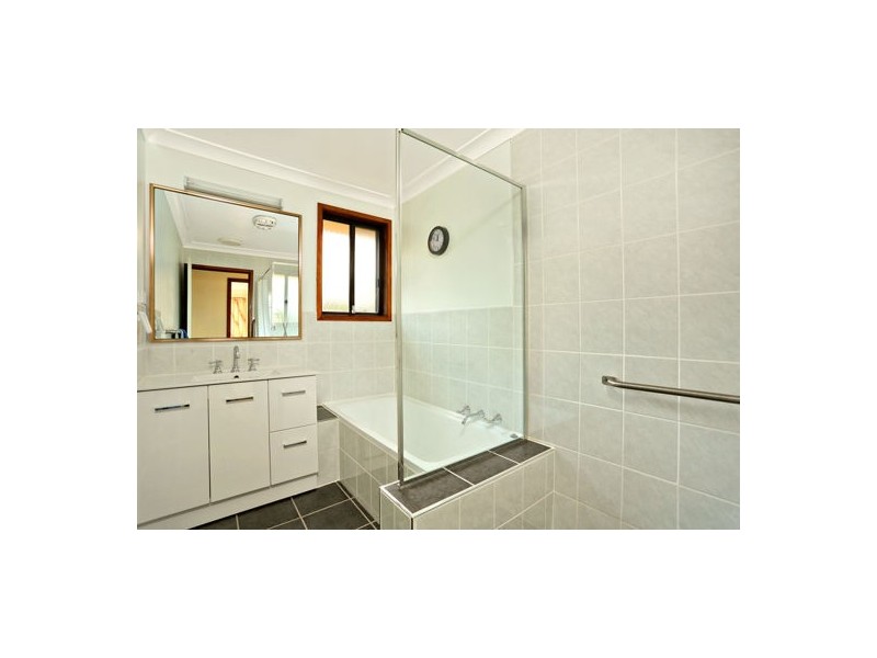 33 Scarsborough Crescent, Bligh Park NSW 2756