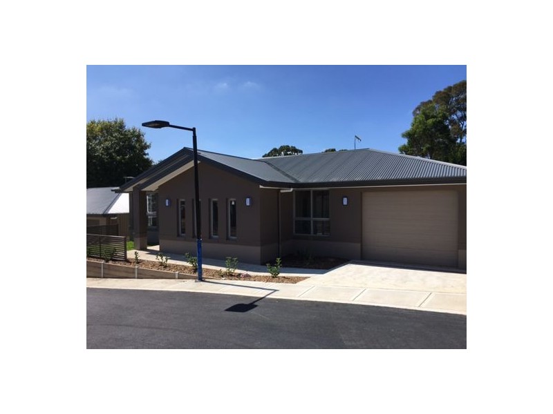 2/50 Kenthurst Road, Dural NSW 2158