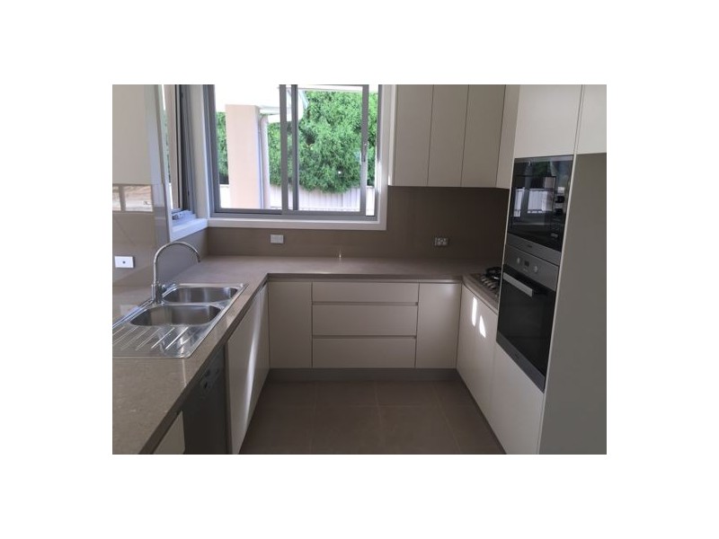 2/50 Kenthurst Road, Dural NSW 2158