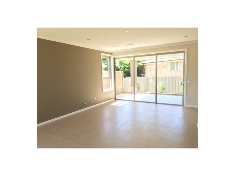 2/50 Kenthurst Road, Dural NSW 2158