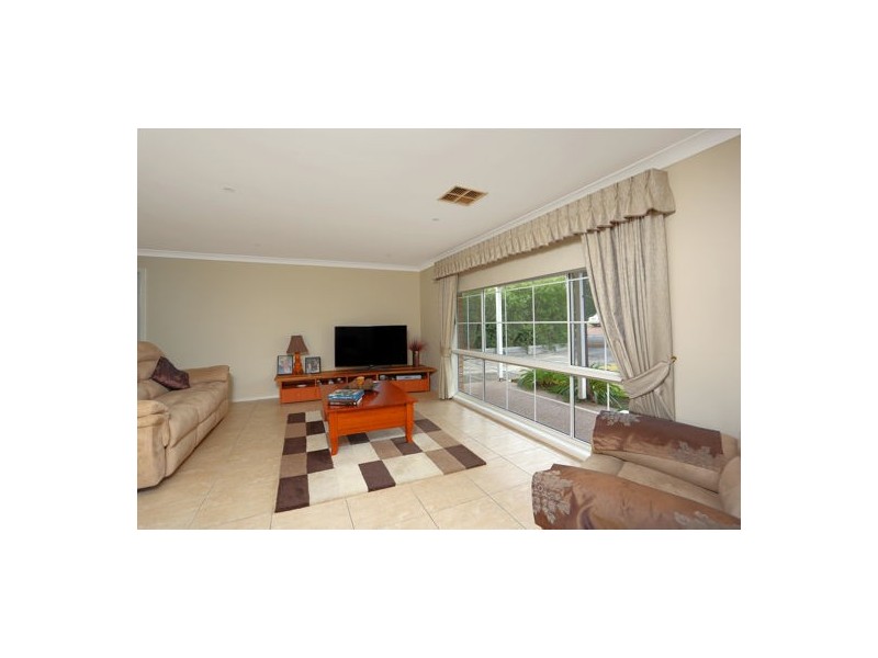 2 Alsop Place, Bligh Park NSW 2756