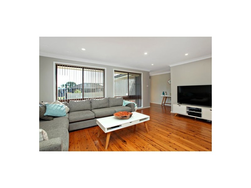 43 Red House Crescent, Mcgraths Hill NSW 2756