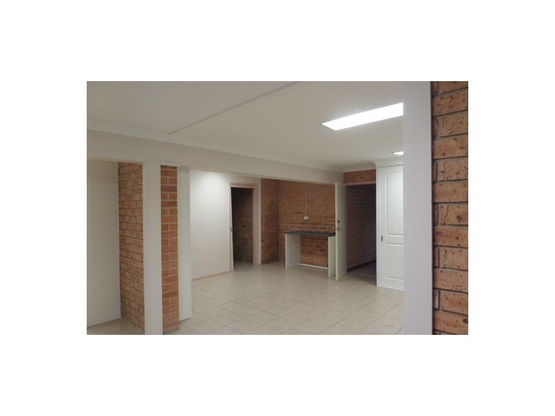 88 Andrew Thompson Dr, Mcgraths Hill NSW 2756